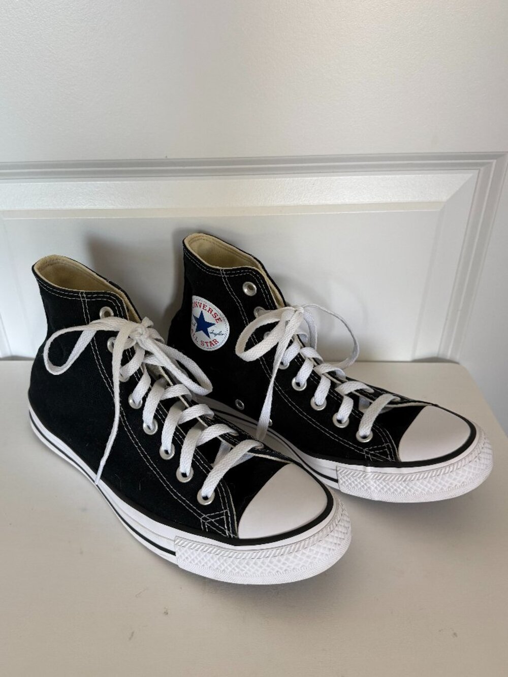 Converse Chuck Taylor All Star High-Top Sneakers - Women's sz 9.5/Men's Sz 7.5